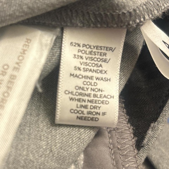 Ann Taylor Loft Gray Julie Trousers Size 6 - Picture 8 of 8